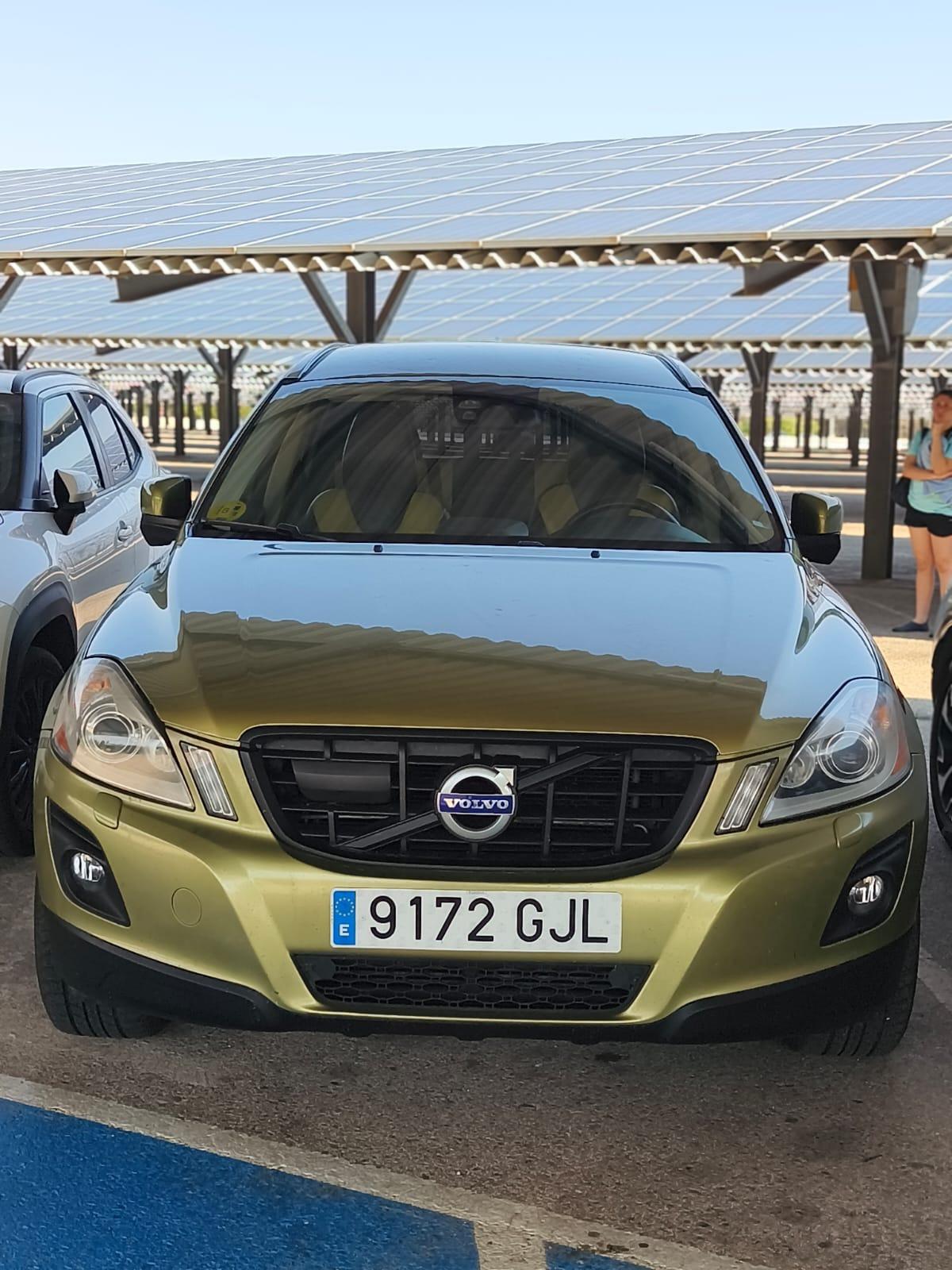Foto de Por volvo C30 D5 escuchó ofertas 