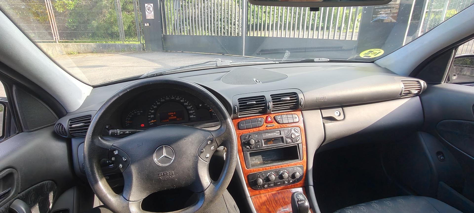 Foto 5 de Mercedes c180