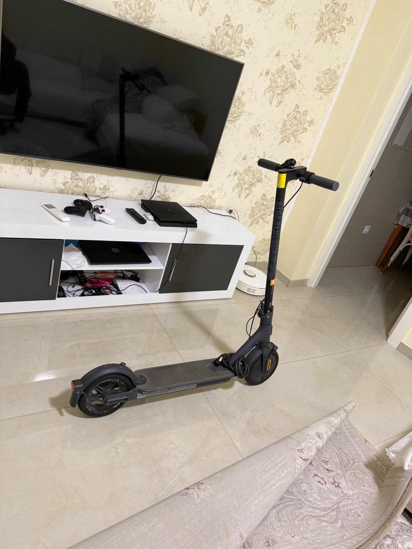 Foto 3 de Cambio patinete eléctrico Xiaomi Pro 4 por una moto de campo 