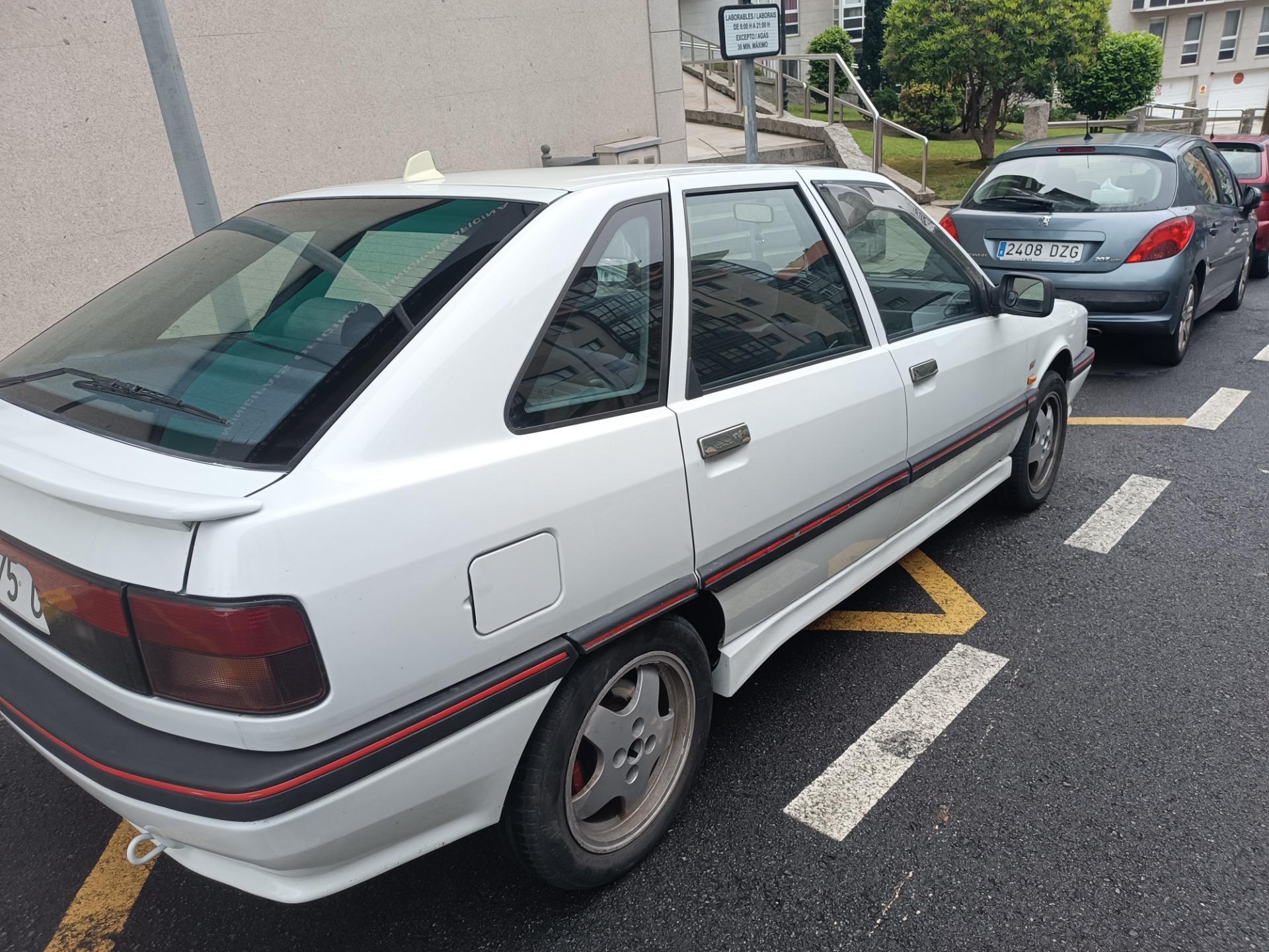 Foto 6 de Coche Renault 21