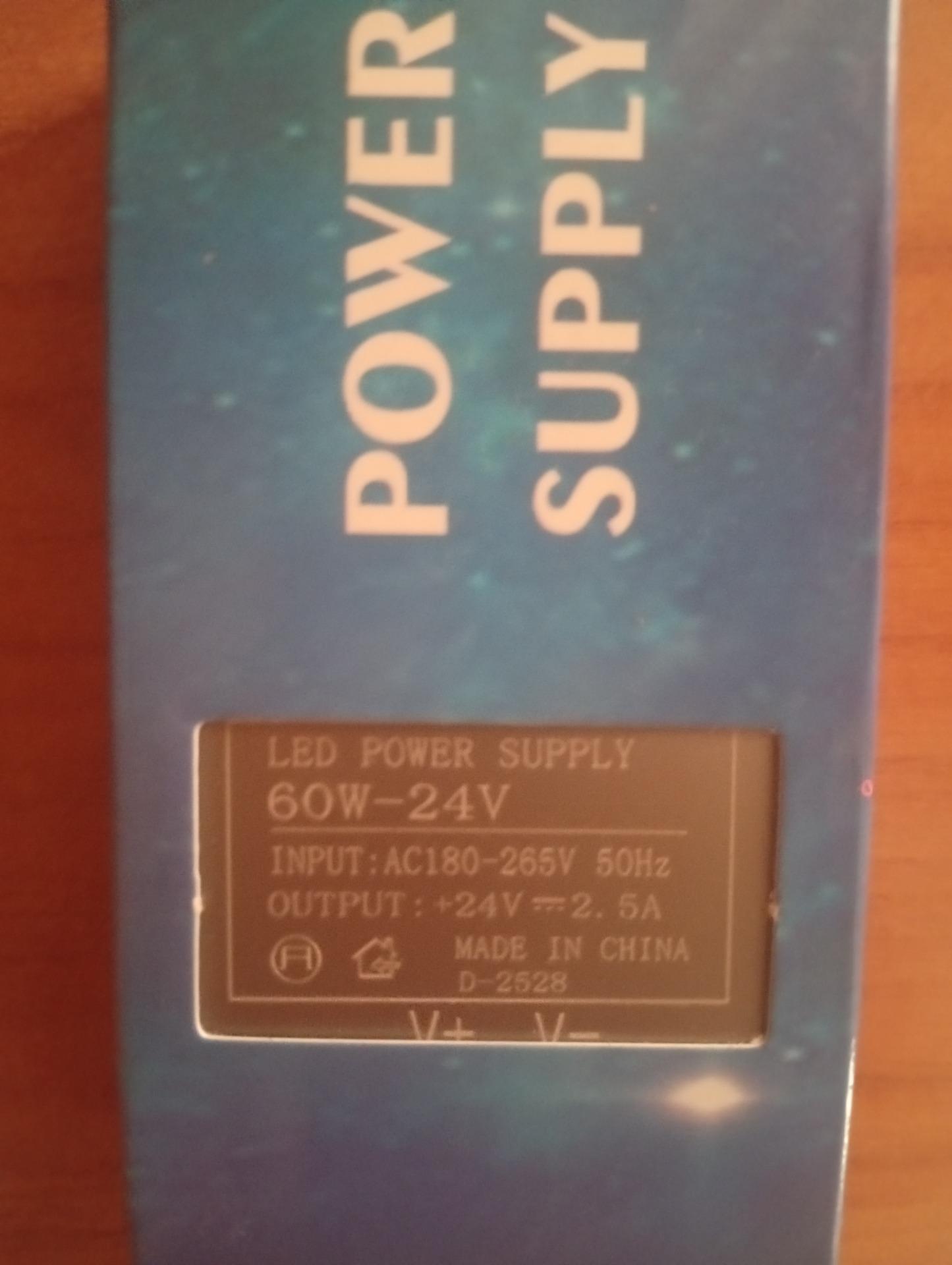 Foto 4 de Cambio lote de 12 fuentes de alimentación profesionales (10x 60W y 2x 100W, todas a 24V) por tablet 