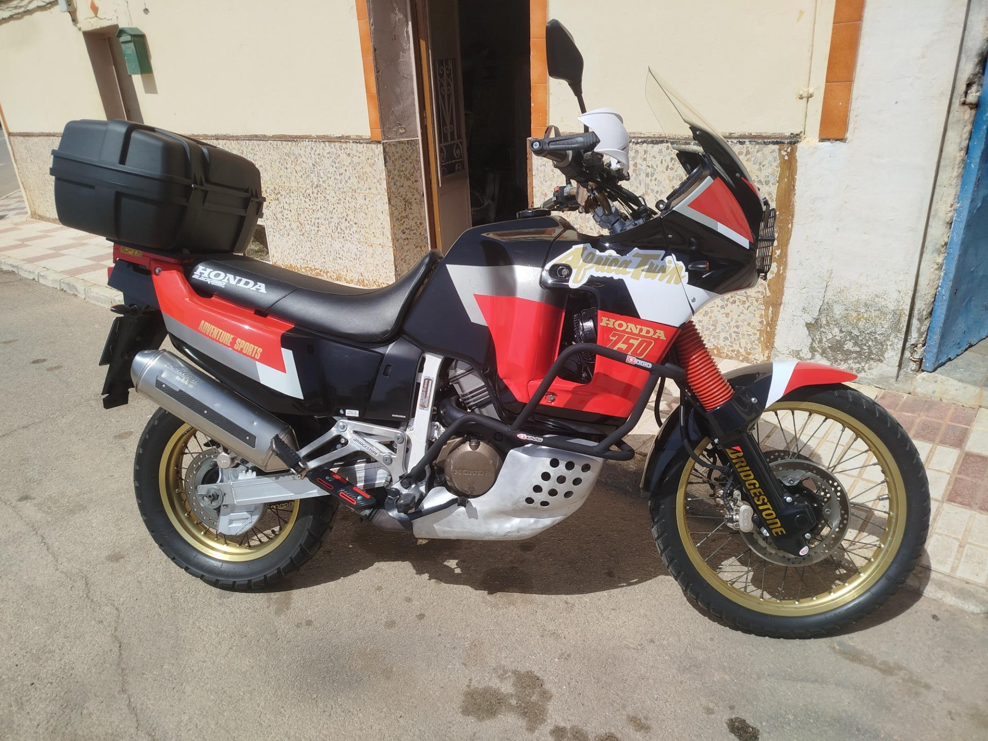 Foto de Honda África twin 750 rd04 1991.