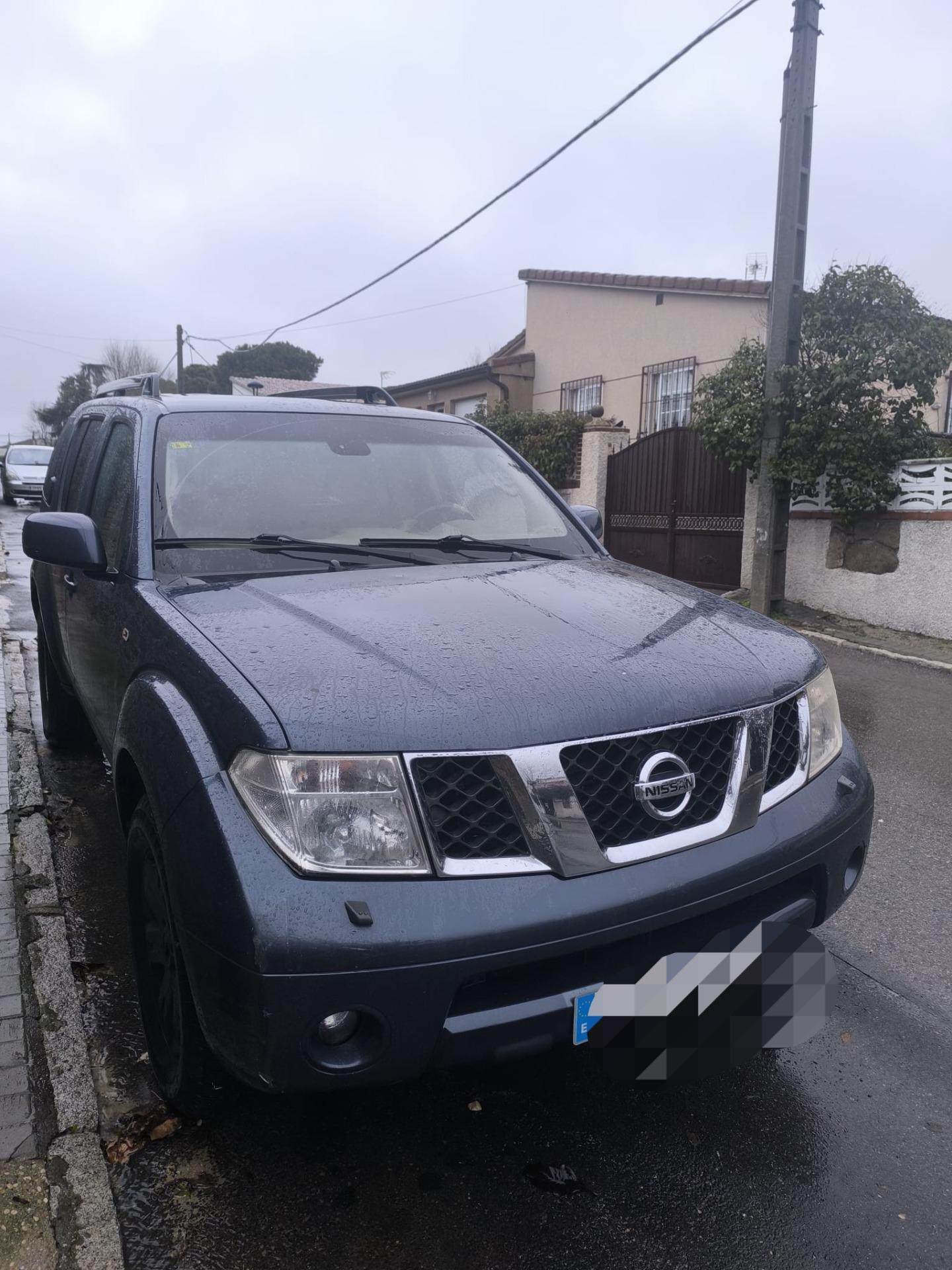 Foto 3 de Nissan Pathfinder r51 7 plazas 