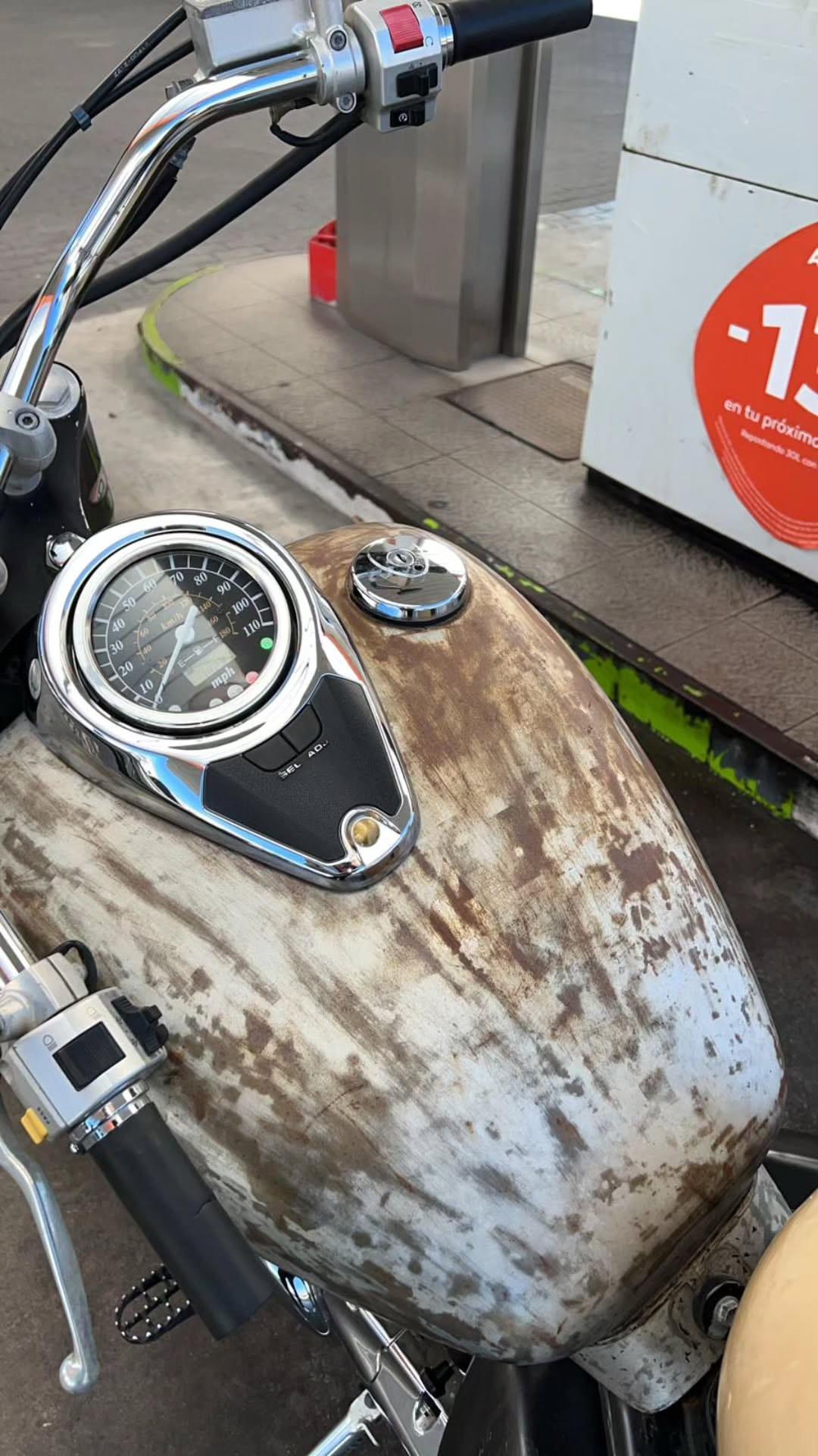 Foto 2 de Bobber chopper suzuki intruder 