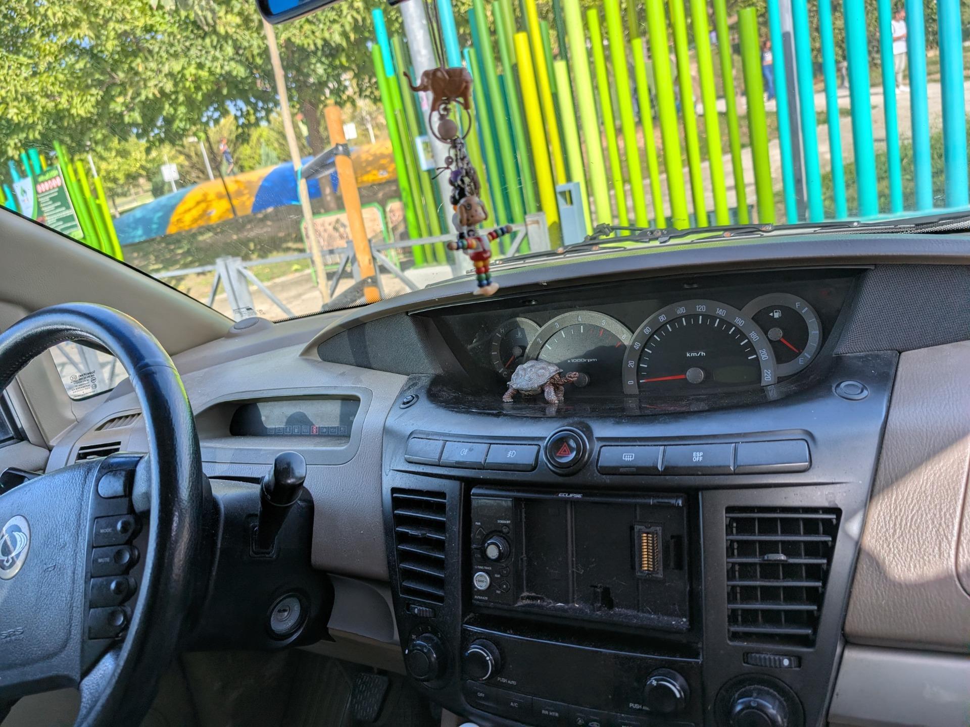 Foto 4 de ssangyong rodius 270 xdi