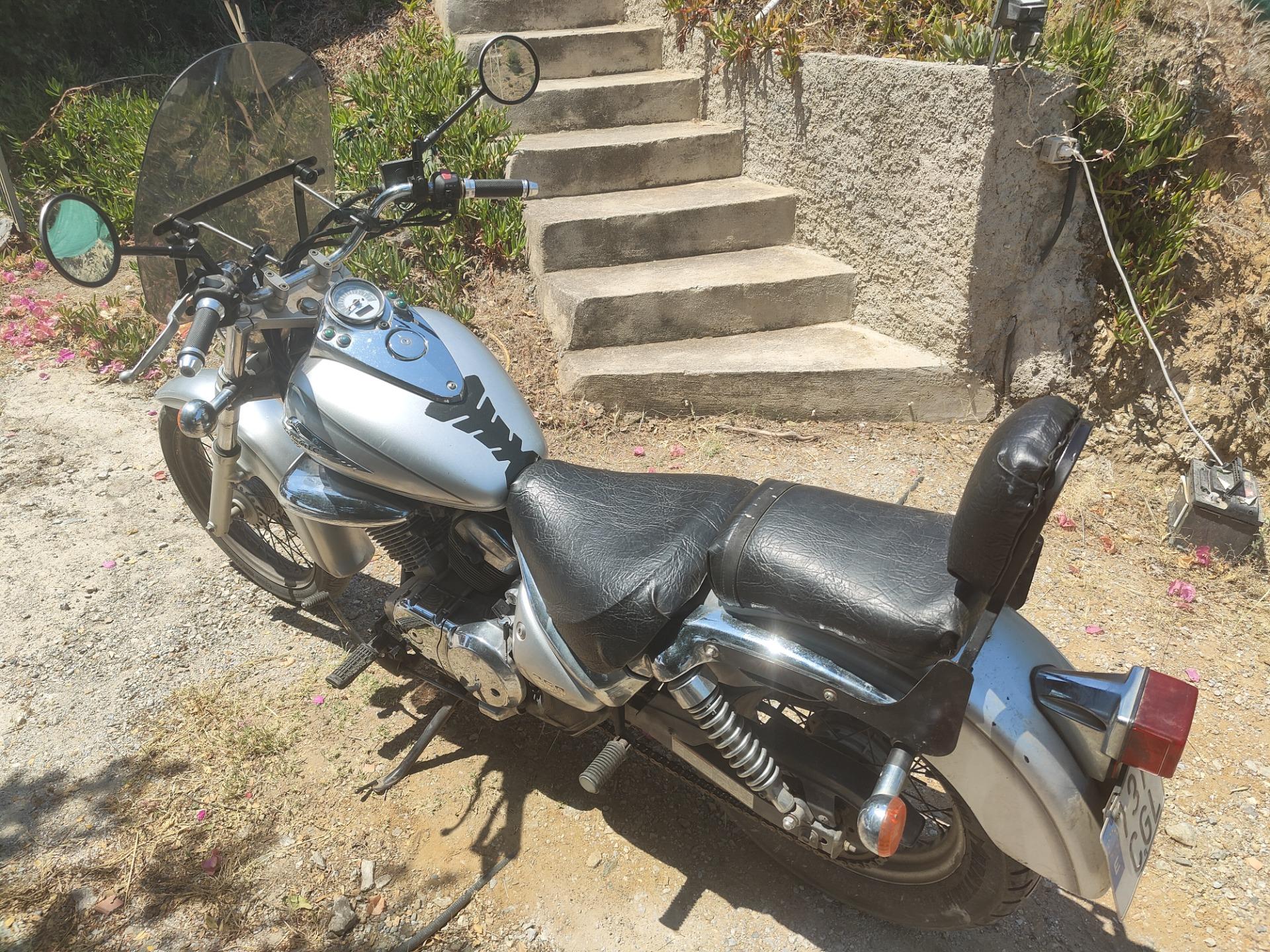 Foto 2 de Suzuki intruder de 250