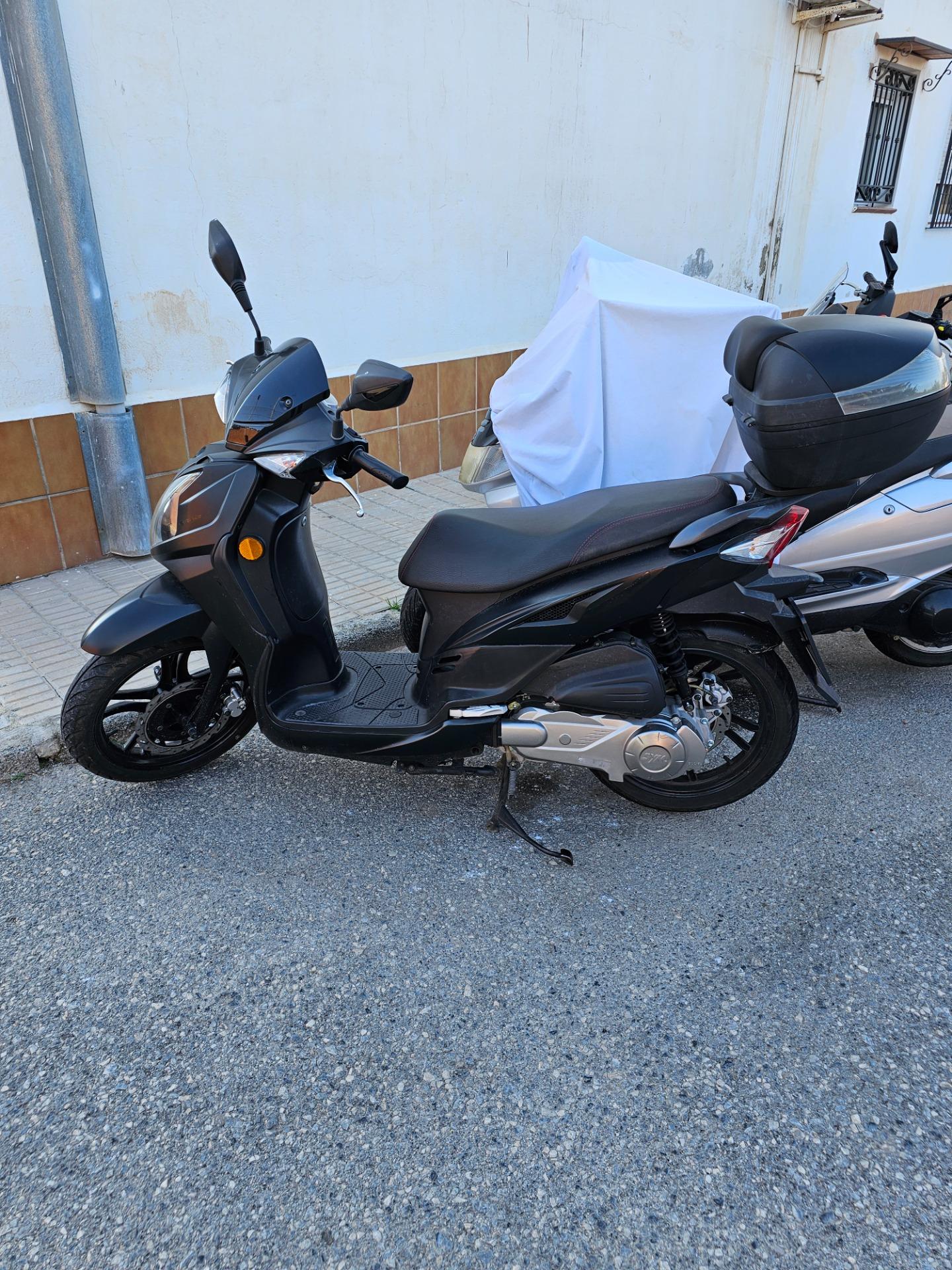 Foto 1 de SYM 125 C.C.