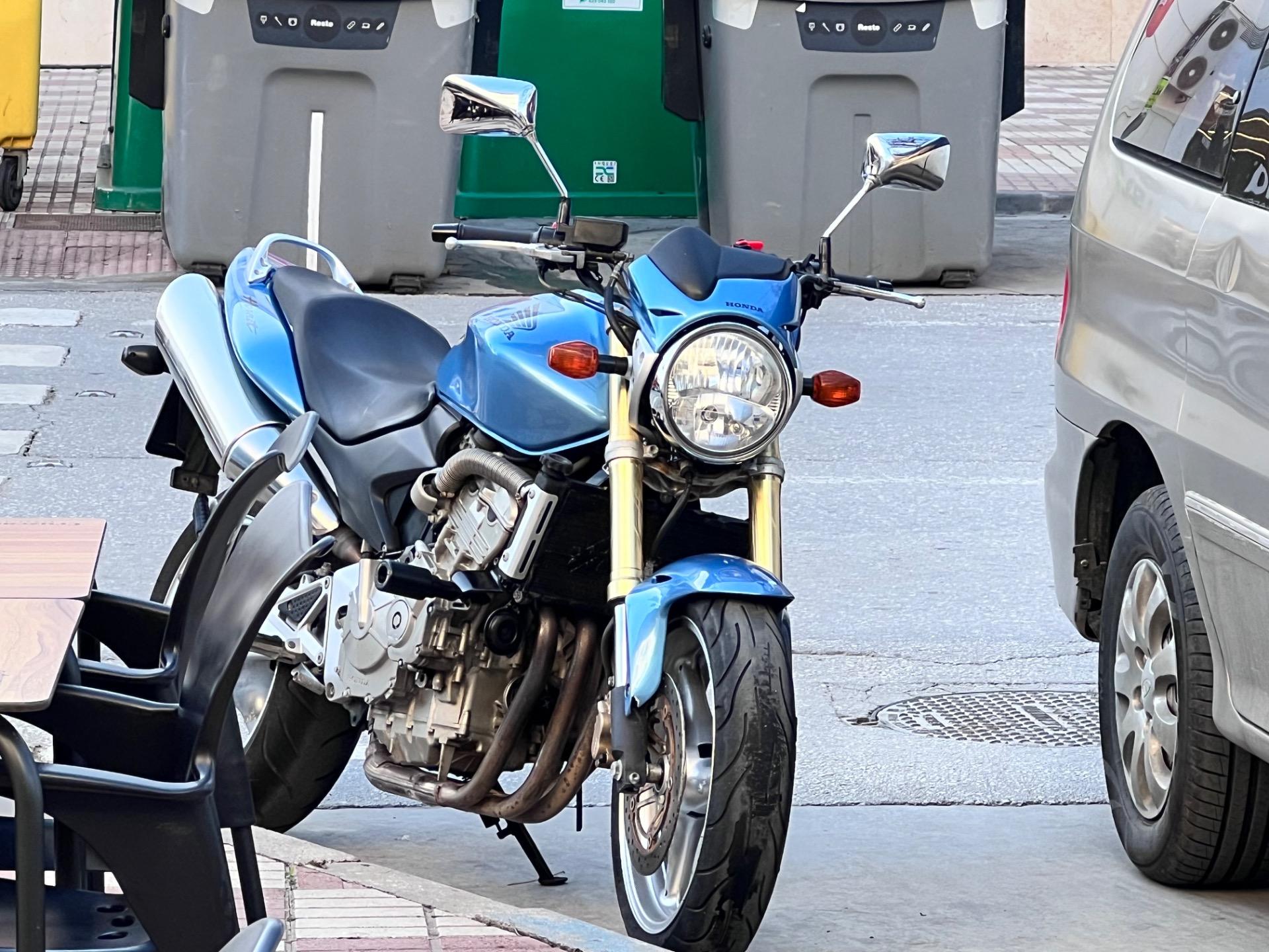 Foto de Honda Hornet 600 impoluta de 2005