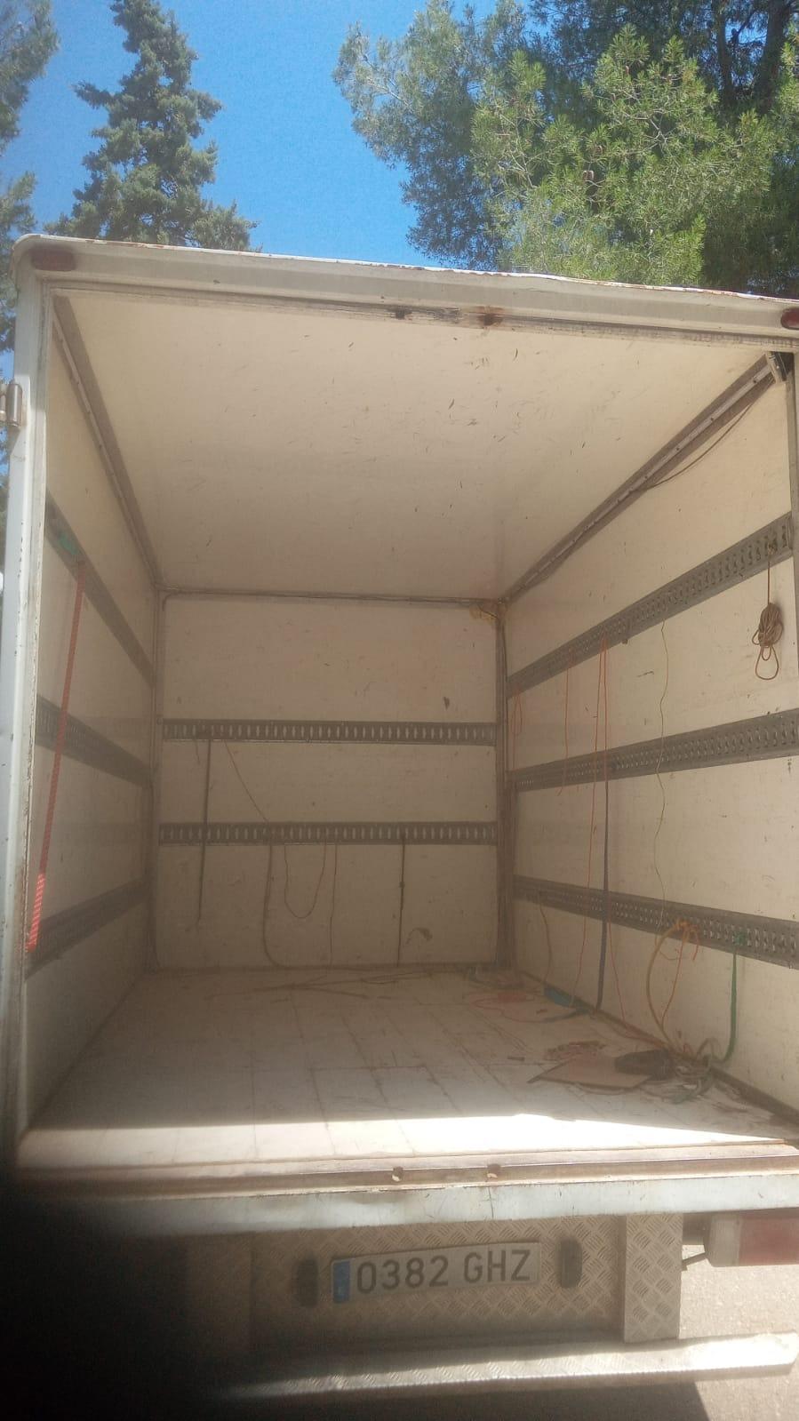 Foto 2 de Renault Máster 2.5 7 plazas , doble cabina 