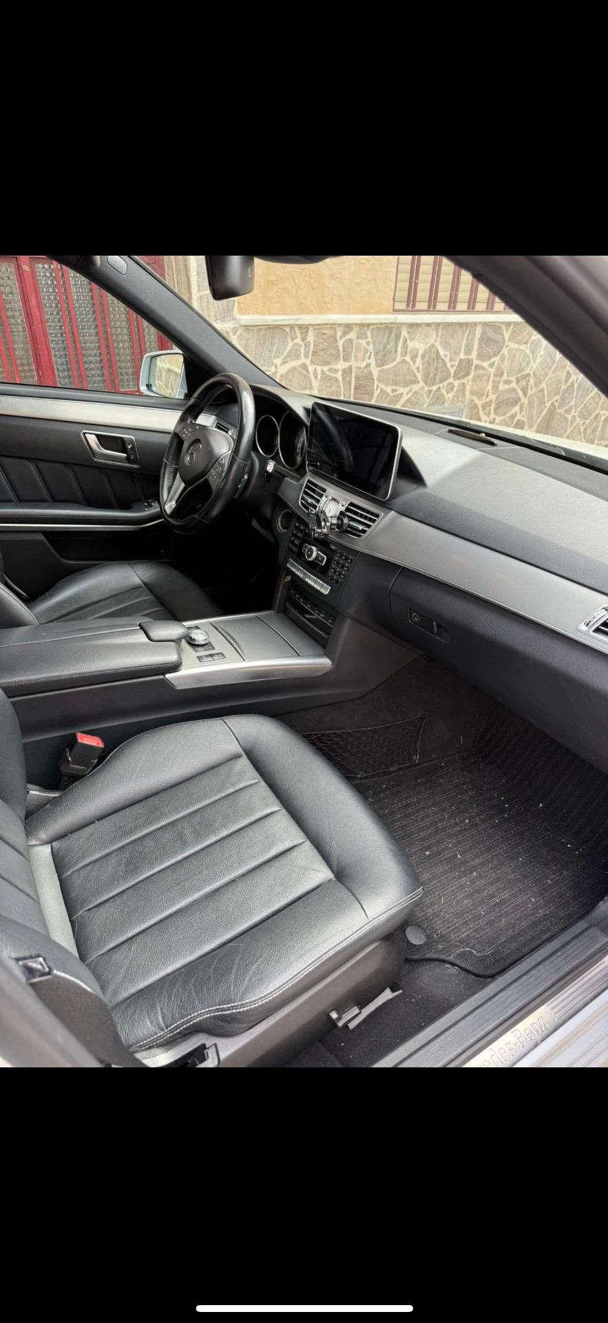 Foto 8 de Mercedes e350