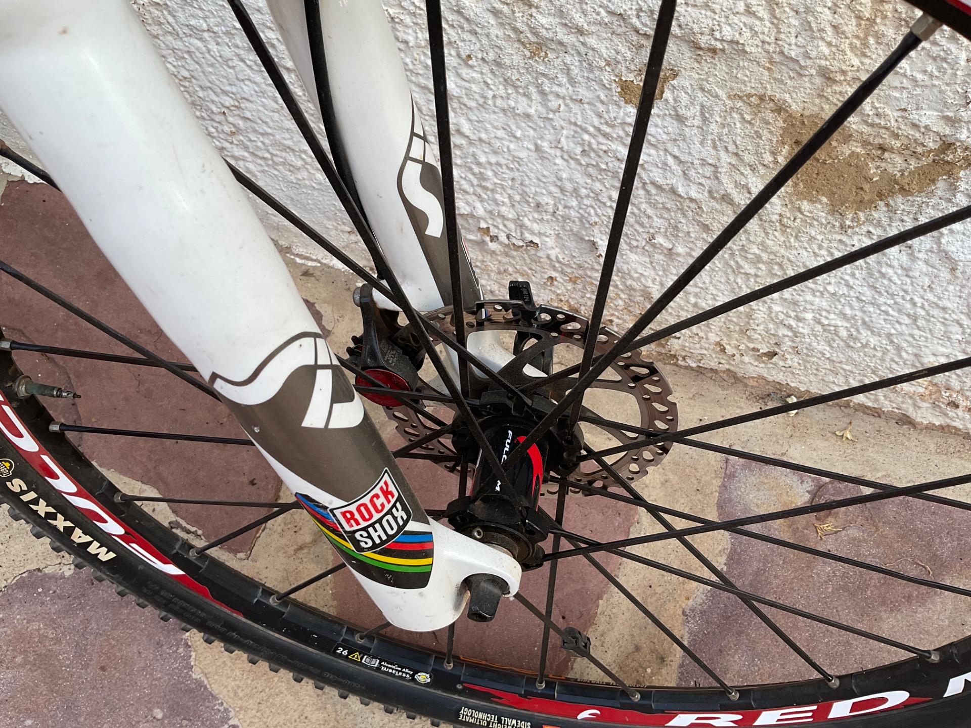 Foto 4 de Bicicleta montaña 