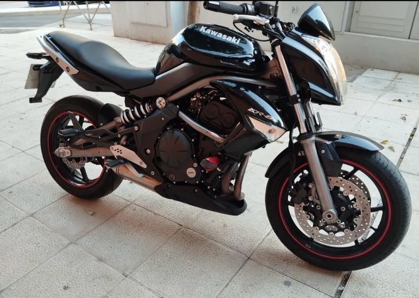 Foto 2 de Kawasaki Er6n