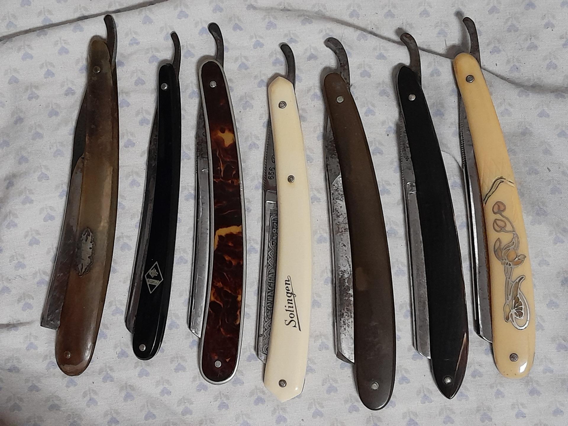 Foto 4 de Navajas, reloj, decoración un santo 