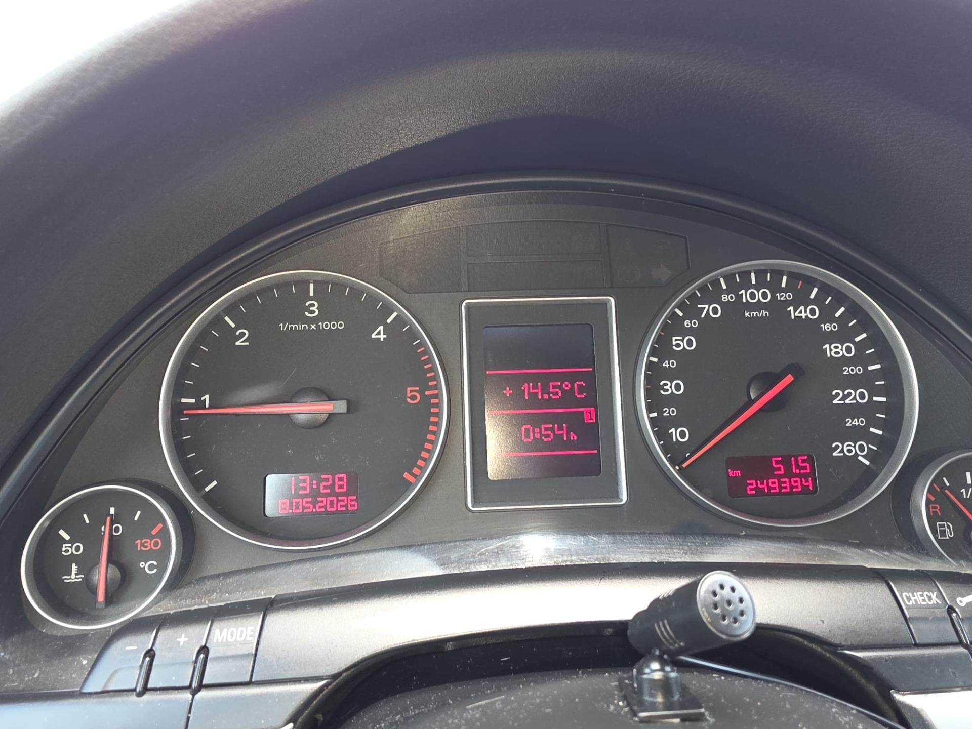 Foto 3 de CAMBIO AUDI A4 1.9 TDI 130CV 250.000KM